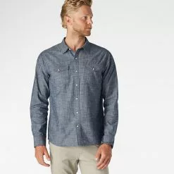 Stio Men's Ashton Chambray Shirt