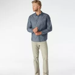 Stio Men's Ashton Chambray Shirt