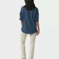 Stio Women's Dovetail Lightweight Flannel Shirt